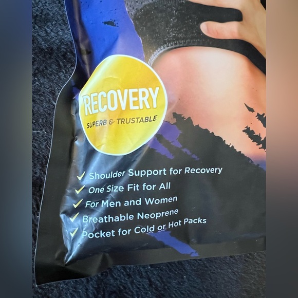 Size large never used shoulder splint. - Picture 3 of 3